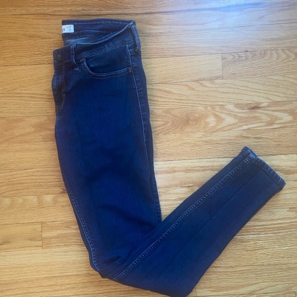 Hollister dark wash jeans - Picture 2 of 3
